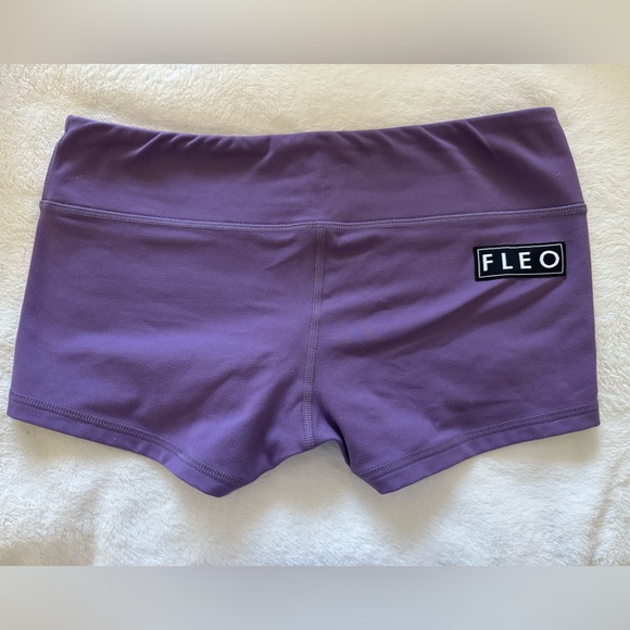 Orchid Mist M Fleo shorts - Picture 3 of 3